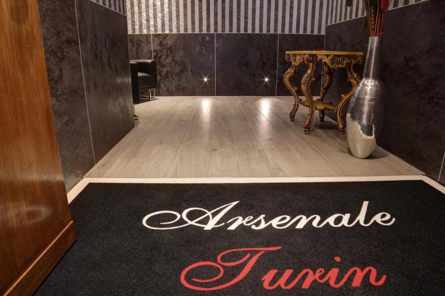 Arsenale Turin Rooms المظهر الخارجي الصورة